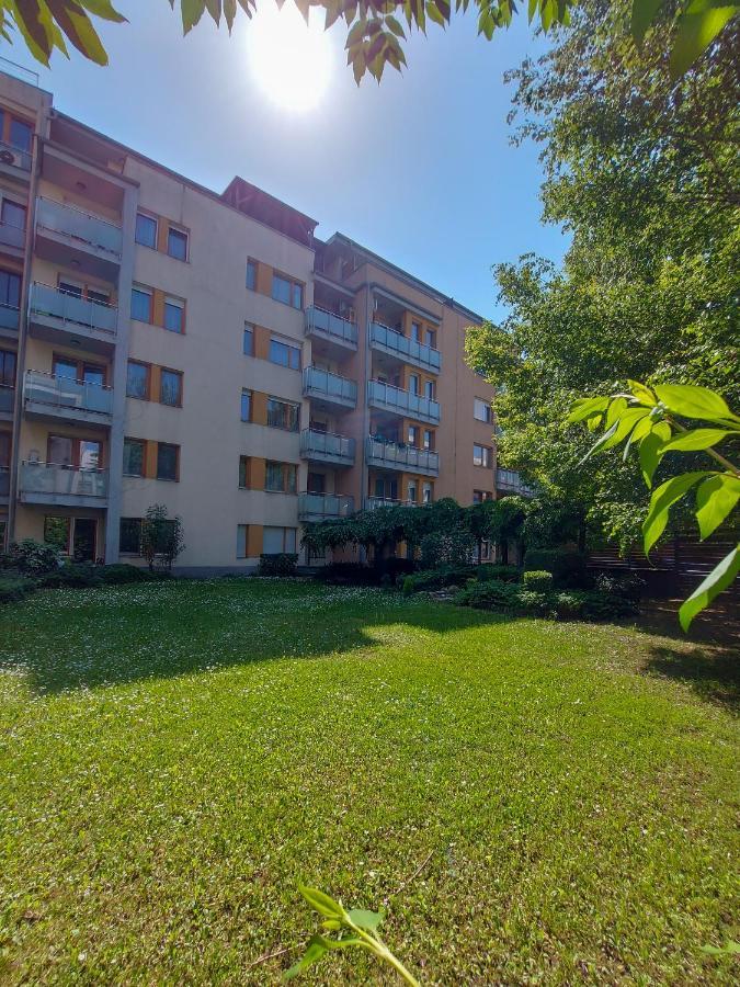 Harmony Apartments Boedapest Buitenkant foto